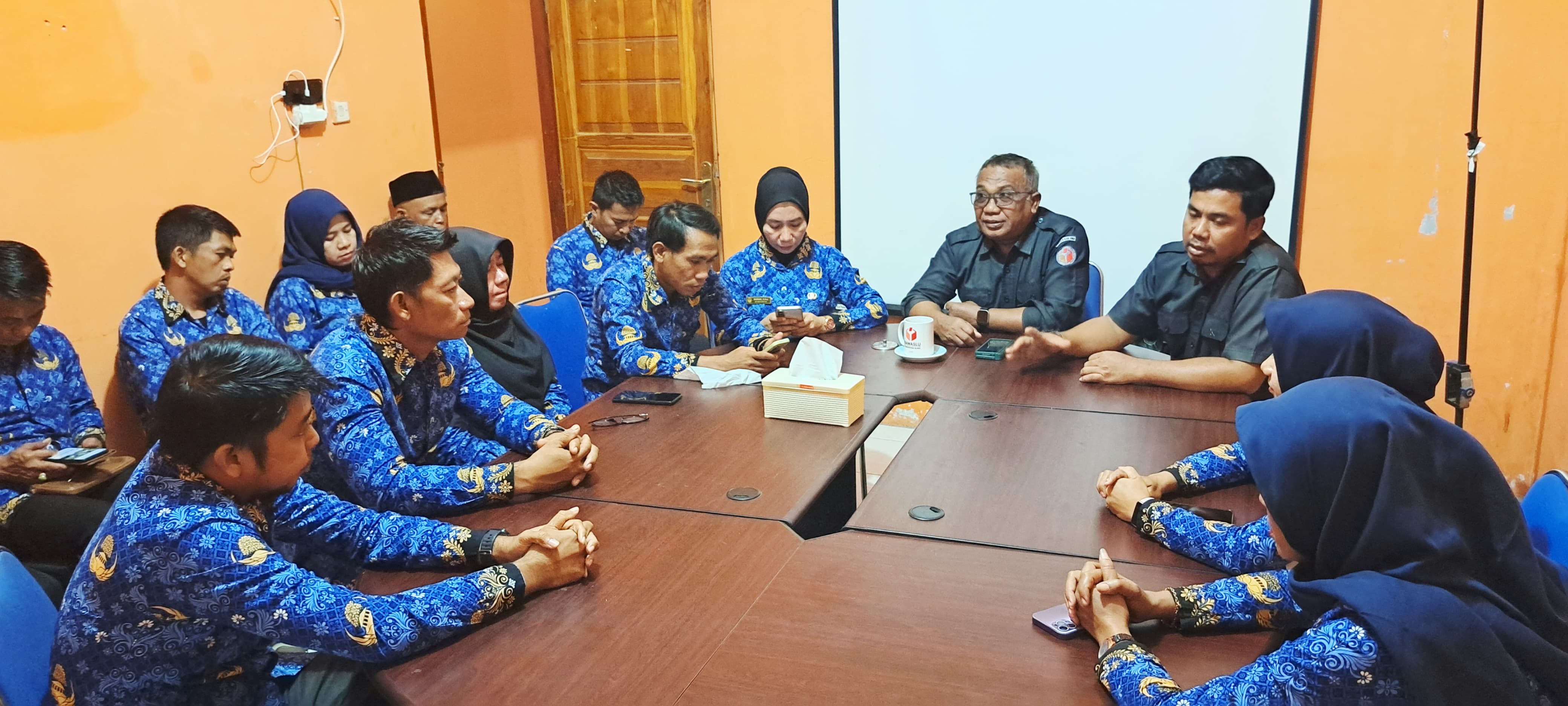 Foto Rapat Persiapan Pendidikan Pengawas Partisipatif