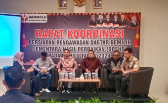 Bawaslu Gelar Rapat Koordinasi Evaluasi Pengawasan DPS